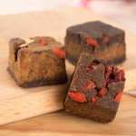 China Sugar Factory Direct Premium Quality Dark Brown Sugar Cube Raw Small Cube with Competitive Price Packaged in Bag