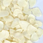 Factory Direct 100% Pure Organic AD Dried Garlic Flakes Custom Packaging Bulk Wholesales Natural Root