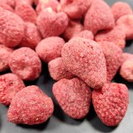 Best Freeze-Dried Organic Strawberries from China Factory Whole Sweet Taste FD Drying Process Bulk Packed Baking Strawberries