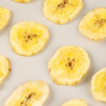 High Quality China Dried Banana Chips Oven-Dried Sweet Banana Slices in Bulk Packaging Freeze-Dried Fruit with Natural Taste