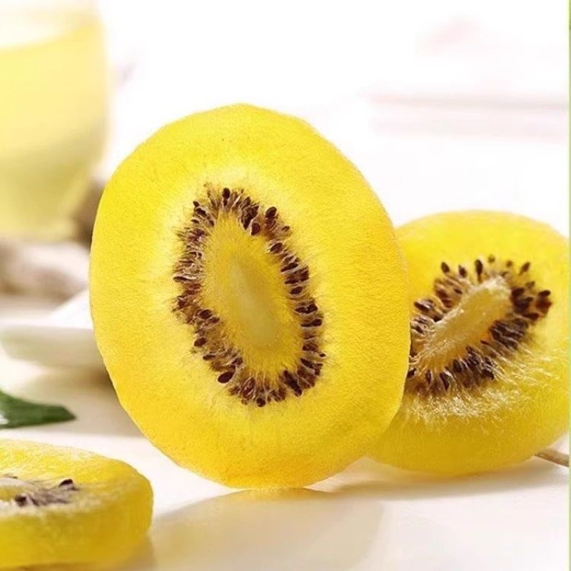 Direct Wholesale of Dried Yellow Kiwi Fruit Slices From Guangxi Preserved in Syrup Hot Sales Bulk Packaging