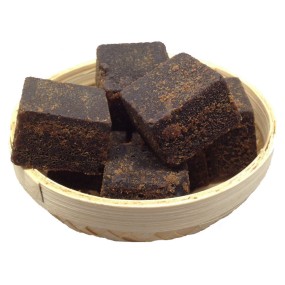 China Sugar Factory Direct Premium Quality Dark Brown Sugar Cube Raw Small Cube with Competitive Price Packaged in Bag