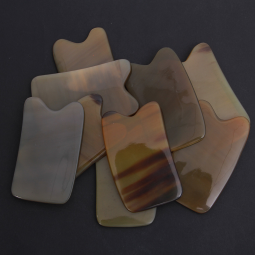 Scraping Board Factory - Natural Ox Horn Thickened Square Design