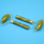 Eye Roller Manufacturer - Green Mini Jade Roller Slimming