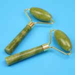 Eye Roller Manufacturer - Green Mini Jade Roller Slimming