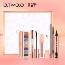 Lip Gloss Factory - Light Weight Lip Gloss