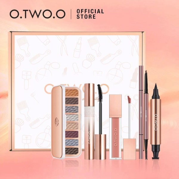 Lip Gloss Factory - Light Weight Lip Gloss