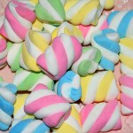 Marshmallow Supplier - Colored Twist Sweet Heart Shape Mini
