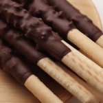 Chocolate Sticks Manufacturer - Coated Pop Rocks Mixed Nuts Strawberry