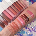 Lip Gloss Manufacturer - Custom logo Shimmer Organic Glossy Clear Lip Gloss