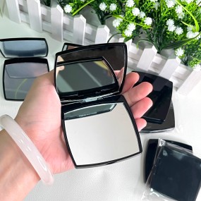 Vanity Mirror Factory - Handheld Foldable Small Magnifying Cosmetic Mirror