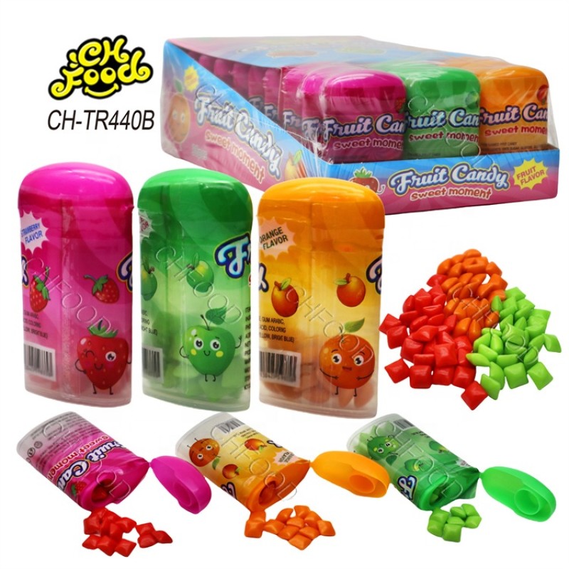Wholesale Fruit Candy Packing in Small Bottle Square Mini Chewing Gum Candy Toy for Kids
