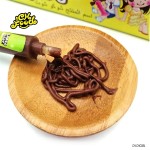 halal wholesale injection syringe chocolate jam with balloon liquid toy candy sweets for children