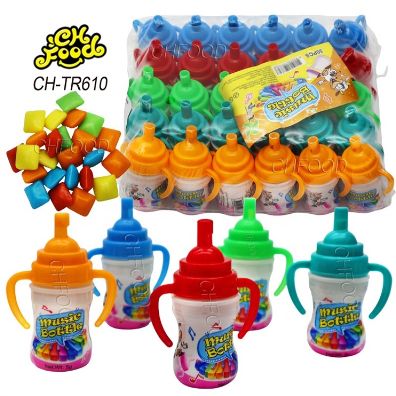 Wholesale Tray Packing Funny Cartoon Nipple Bottle Shape Whistle Toy Candy with Fruit Flavour Mini Bubble Gum Halal Chewing Gum