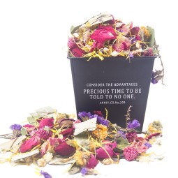 Hamster Bedding Manufacturer - Mixed Dried Flowers Bath