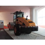 Soil Compactor Factory - SSR260AC-8H 26Ton Vibration Roller Pad