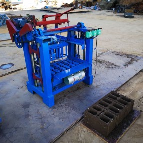 Cement Block Machine Manufacturer - QTJ4-40 Cement Block Making Concrete