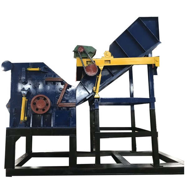 Mobile Crusher Supplier - Low Consumption Small Mobile Type Metal Crusher