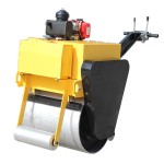 Rubber Roller Factory - Earth-moving 1.5ton Tire Hydraulic Compactor