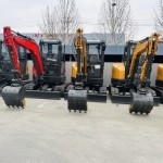 Mini Excavator Factory - 5 Ton Red EPA Engine