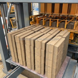 Earth Brick Machine Factory - FL200T Machine Brique Terre Stabilisee 200 Tonnes