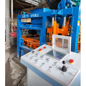 Brick Making Machinery Factory - QT4-28 Semi Automatic