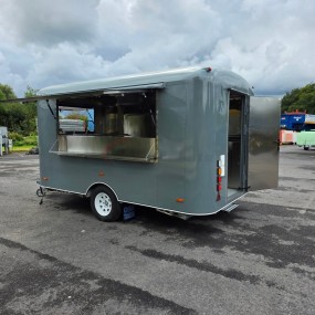 Catering Trailer Manufacturer - Custom Stainless Steel Grill Shawarma Freezer