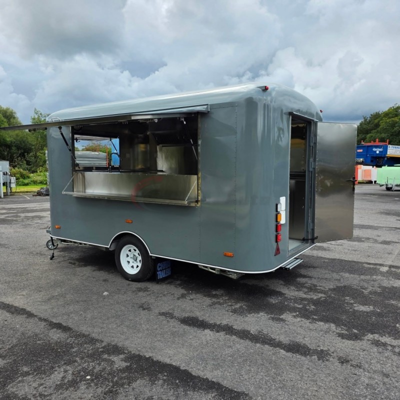 Catering Trailer Manufacturer - Custom Stainless Steel Grill Shawarma Freezer