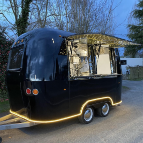 Mobile Food Cart Manufacturer - Custom Street BBQ Fast Food Truck