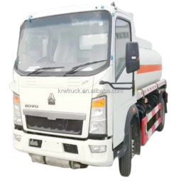 Fuel Tanker Factory - Custom HOWO 4x2 5000L Oil Tanker
