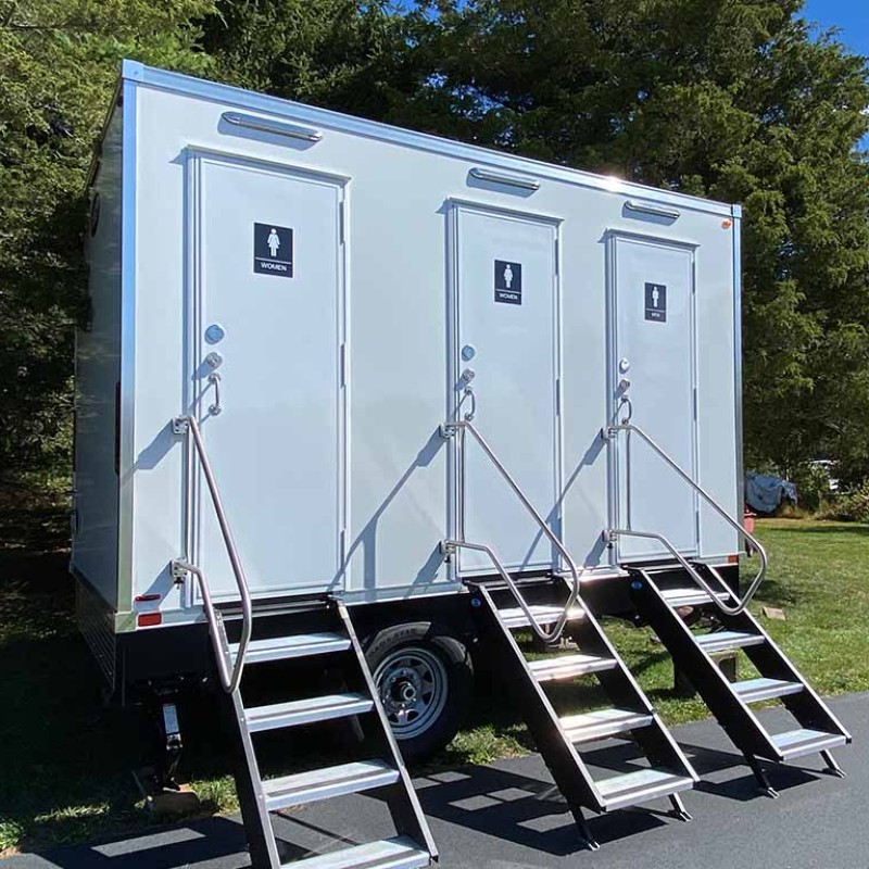 Restroom Trailer Factory - Luxury Shower Bathroom Toilet Mobile Trailer