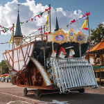 Carousel Manufacturer - Electric Machine Fiberglass Carousel