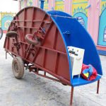Carousel Manufacturer - Electric Machine Fiberglass Carousel