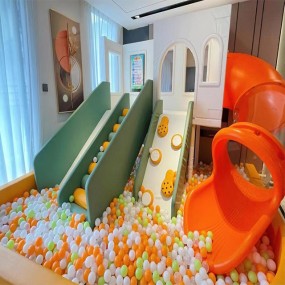 Certified Playground Supplier - CE/TUV Certified Custom Indoor Soft Play