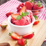 Milk Tea Raw Material Strawberry Ice Cream Mix Soft Sweet Cone Ice Cream Powder Ice Cream bar
