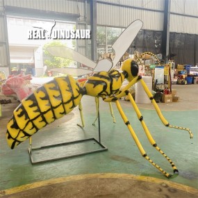 Animatronic Insect Factory - Realistic Honeybee Garden Decoration