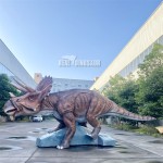 Animatronic Dinosaur Manufacturer - Walking Triceratops Interactive