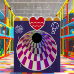 Indoor Play Center Supplier - Hello Cat Rotating Globe