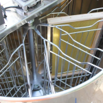 Honey Extractor Manufacturer - 8 Frame 370W Reversible Electric