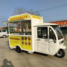 Food Trailer Manufacturer - OEM Custom Concession Truck