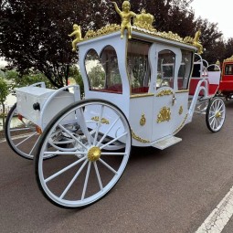 Horse Trailer Manufacturer - OEM Custom Special Transport