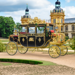 Wedding Carriage Manufacturer - White Christmas Carriage