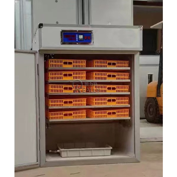 Automatic Incubator Manufacturer - 2000 Egg Capacity