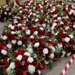 Flower Ball Manufacturer - Artificial Red Roses Centerpiece