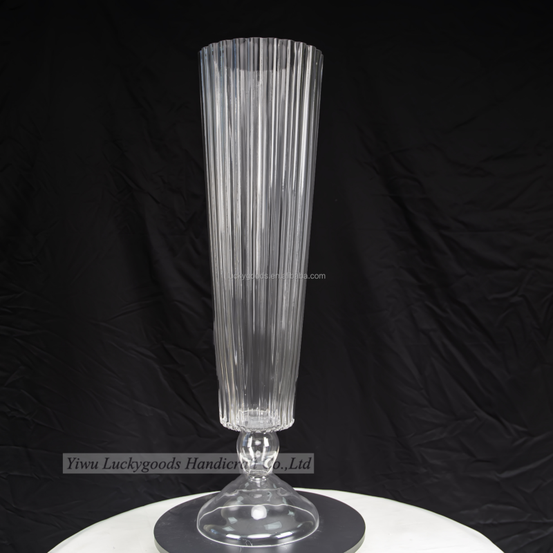 Trumpet Glass Vase Manufacturer - Custom Wedding Centerpieces