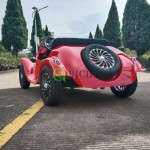 Classic Car Factory - 2 Seater 4 Wheel Color Customized