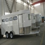 Horse Carriage Manufacturer - 4 Horse Trailer China Made