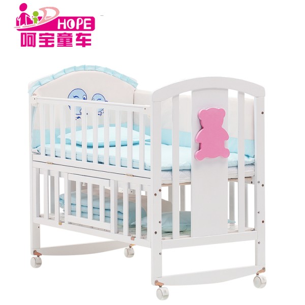New Zealand Crib Manufacturer - Solid Pine Wood Optional Bedding