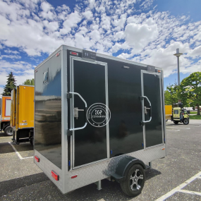 Bathroom Trailer Manufacturer - 2 Stall VIP Shower