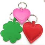 Leather Keychain Factory - OEM Custom Heart-shaped Pendant